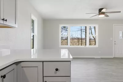 22 W Contreras, Liberty, IN 47353 - Photo 13