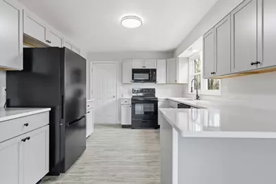 22 W Contreras, Liberty, IN 47353 - Photo 7