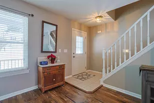 438 Cresthaven Dr, Lawrenceburg, IN 47025 - Photo 5