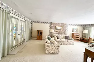 390 N Golf Manor Rd, Connersville, IN 47331 - Photo 23