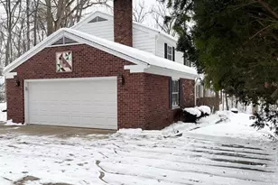 390 N Golf Manor Rd, Connersville, IN 47331 - Photo 15