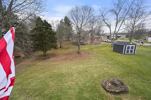 21051 Sunnyridge Dr, Lawrenceburg, IN 47025 - Photo 25