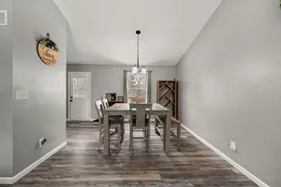 21051 Sunnyridge Dr, Lawrenceburg, IN 47025 - Photo 7