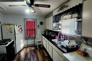 1610 Oakland Ave, Richmond, IN 47374 - Photo 5