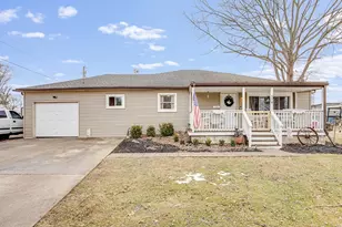 516 Willow St, Rising Sun, IN 47040 - Photo 1