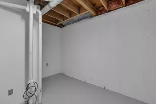 21050 Alpine Dr, Lawrenceburg, IN 47025 - Photo 31