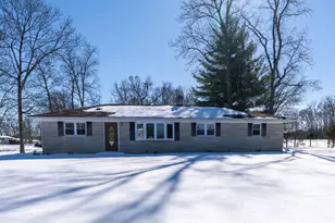 10490 Twin Oaks Dr, Dillsboro, IN 47018 - Photo 3