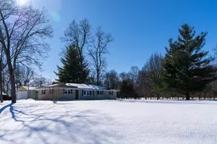 10490 Twin Oaks Dr, Dillsboro, IN 47018 - Photo 39