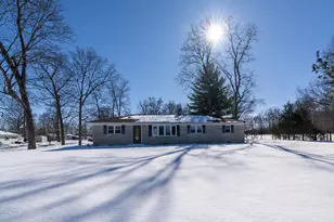 10490 Twin Oaks Dr, Dillsboro, IN 47018 - Photo 1