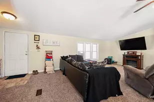 20080 Stacy Rd, Metamora, IN 47030 - Photo 5