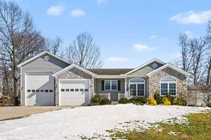 20552 Alpine Dr, Lawrenceburg, IN 47025 - Photo 1