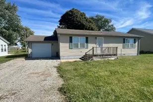 1350 S Ruth St, Rushville, IN 46173 - Photo 1