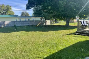 1350 S Ruth St, Rushville, IN 46173 - Photo 25