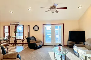 7904 S Sr 129 S, Versailles, IN 47042 - Photo 15