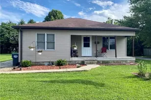 141 W 4th St, Greensburg, IN 47240 - Photo 1