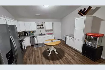 558 Chippewa Court, Milan, IN 47031 - Photo 5