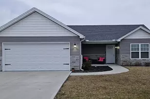 558 Chippewa Ct, Milan, IN 47031 - Photo 1