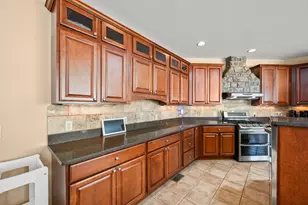 20082 Augusta Dr, Lawrenceburg, IN 47025 - Photo 17