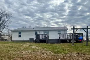 9221 E Tate Ridge Rd, Madison, IN 47250 - Photo 7