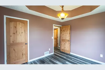 25057 US Highway 52, Laurel, IN 47024 - Photo 23