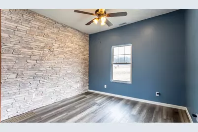 25057 US Highway 52, Laurel, IN 47024 - Photo 9