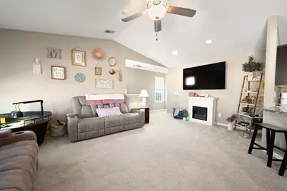 211 W Wind Lane, Lawrenceburg, IN 47025 - Photo 3