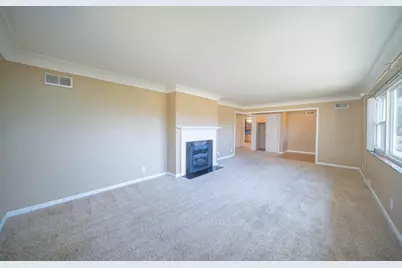 808 Sunnyside Ave, Aurora, IN 47001 - Photo 15