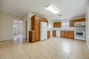 1016 Central Ave, Batesville, IN 47006 - Photo 9