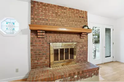 1893 Cove Circle E, Lawrenceburg, IN 47025 - Photo 9