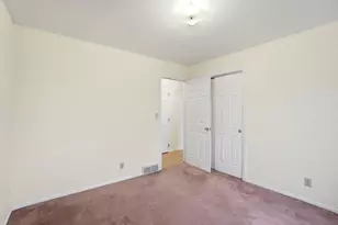 1893 Cove Circle E, Lawrenceburg, IN 47025 - Photo 23