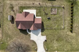 9032 E Edgewood Ln, Sunman, IN 47041 - Photo 13