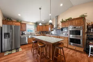 9032 E Edgewood Ln, Sunman, IN 47041 - Photo 25