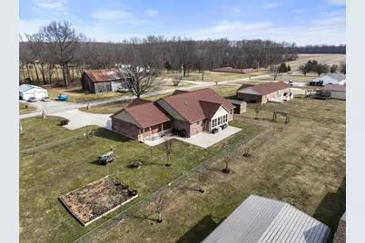 9032 E Edgewood Lane, Sunman, IN 47041 - Photo 9