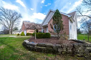 20338 Cedarview Ct, Lawrenceburg, IN 47025 - Photo 5