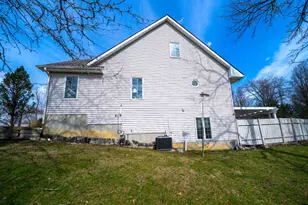 20338 Cedarview Ct, Lawrenceburg, IN 47025 - Photo 7