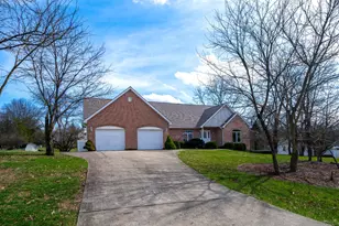 20338 Cedarview Ct, Lawrenceburg, IN 47025 - Photo 3