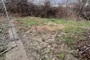 6940 King St, Aurora, IN 47001 - Photo 15