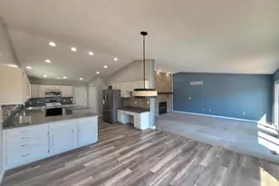 1331 Heidi Haven Dr, Lawrenceburg, IN 47025 - Photo 9