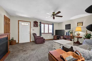 20136 Laurel Rd, Laurel, IN 47024 - Photo 5