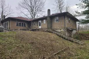 1926 Little Bear Rd, Connersville, IN 47331 - Photo 3