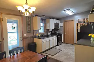 112 Maple St, Vevay, IN 47043 - Photo 9