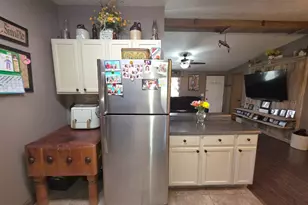 112 Maple St, Vevay, IN 47043 - Photo 5