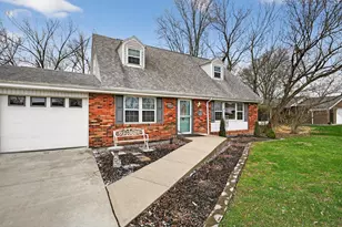 957 Greentree Rd, Lawrenceburg, IN 47025 - Photo 3