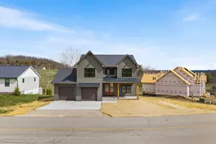 18458 Sycamore Woods Dr, Lawrenceburg, IN 47025 - Photo 3