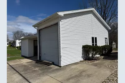 206 E Perry Street, Versailles, IN 47042 - Photo 25