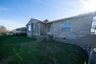 816 Bode Dr, Lawrenceburg, IN 47025 - Photo 7