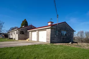 816 Bode Dr, Lawrenceburg, IN 47025 - Photo 3