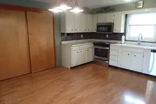 315 Nieman St, Sunman, IN 47041 - Photo 17