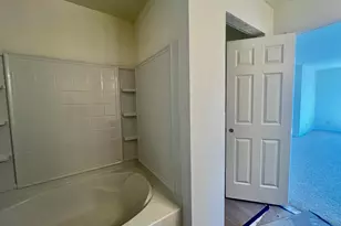 2319 N Liberty Lks Dr, Greensburg, IN 47240 - Photo 13
