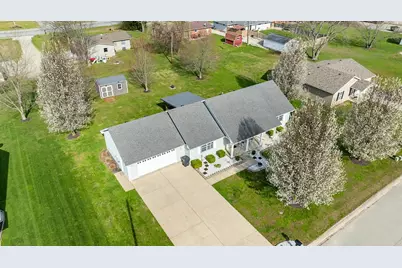 1121 S Sunset Strip, Versailles, IN 47042 - Photo 3